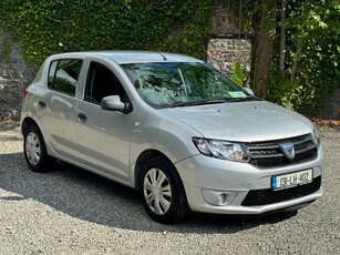 2013 (131) Dacia Sandero