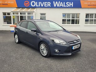 2013 (132) Ford Focus