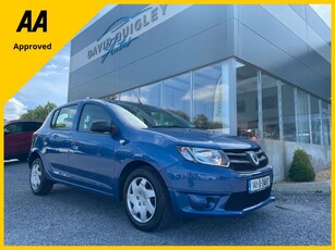 2014 (141) Dacia Sandero