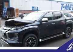 2021 - Mitsubishi L200 Manual