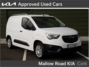 2022 (221) Opel Combo