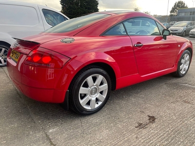 2005 - Audi TT Manual