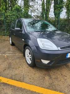 2005 - Ford Fiesta Manual