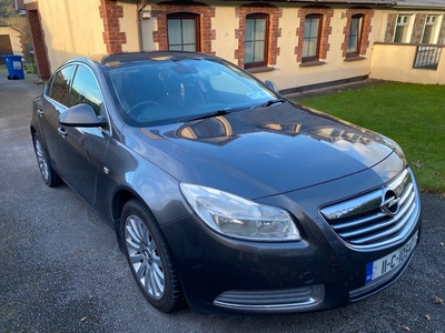 2011 - Opel Insignia Manual