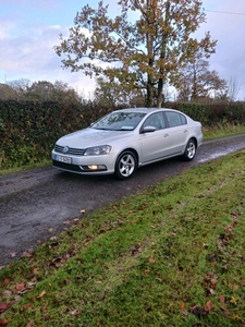 2012 - Volkswagen Passat Manual