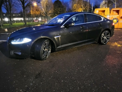 2013 - Jaguar XF Automatic