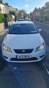 2014 - SEAT Leon Manual