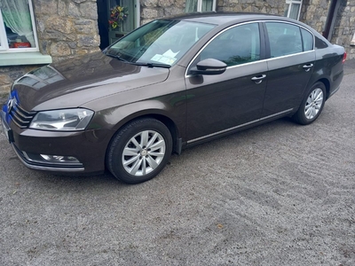 2014 - Volkswagen Passat Manual