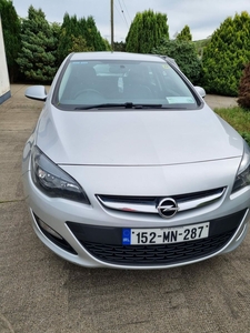 2015 - Opel Astra Manual