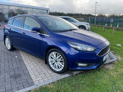 2016 - Ford Focus Manual