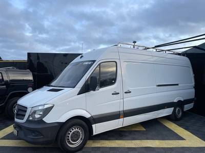 2016 - Mercedes-Benz Sprinter Manual