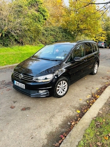 2016 - Volkswagen Touran Manual