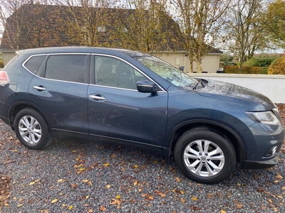 2017 - Nissan X-Trail Manual