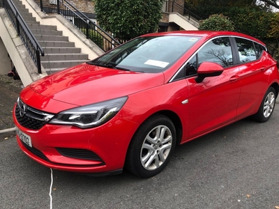 2017 - Opel Astra Manual