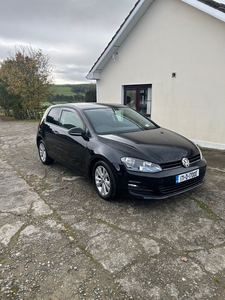 2017 - Volkswagen Golf Manual