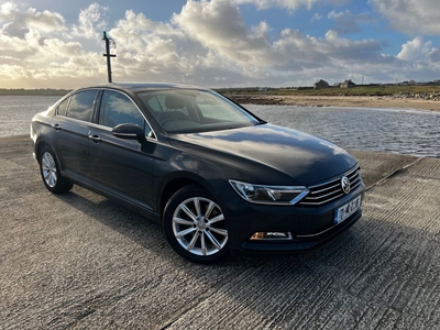 2017 - Volkswagen Passat Manual