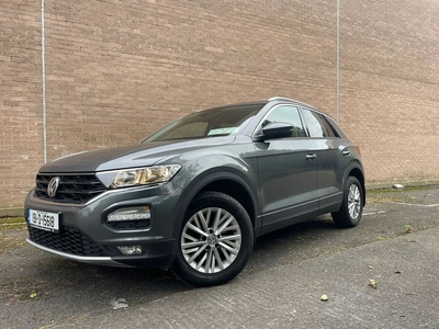 2019 - Volkswagen T-Roc Manual