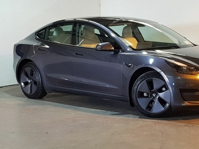 2022 - Tesla MODEL 3 Automatic