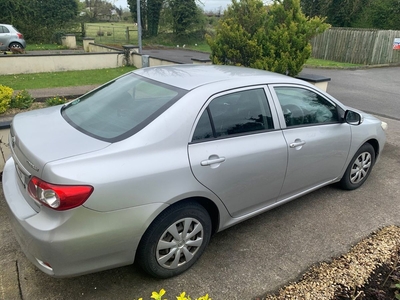 2011 - Toyota Corolla Manual