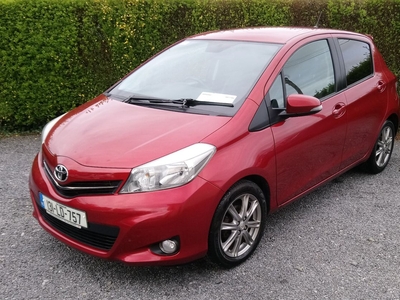 2013 - Toyota Yaris Manual