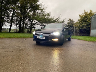 2013 - Volkswagen Passat Manual