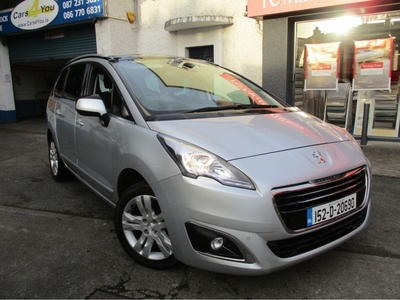 2015 - Peugeot 5008 Manual