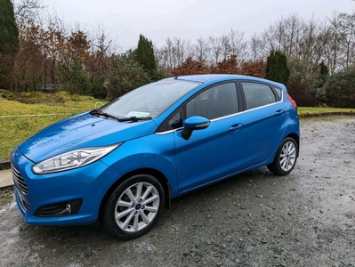 2016 - Ford Fiesta Manual