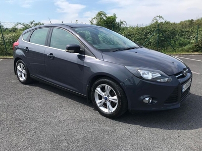 2011 (11) Ford Focus