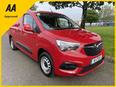 2019 (191) Opel Combo