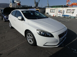 2015 Volvo V40