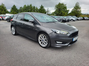 2017 (171) Ford Focus