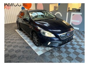 2015 (152) Volvo V40