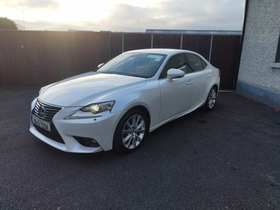 LEXUS IS 300 H