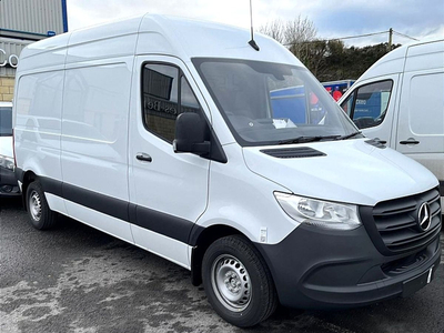 MERCEDES-BENZ SPRINTER