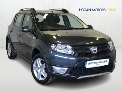 2016 (162) Dacia Sandero Stepway