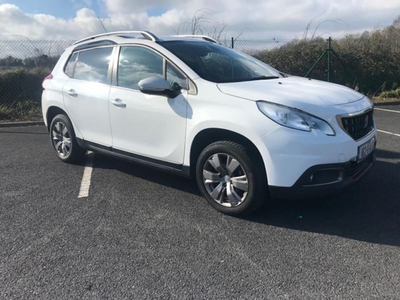 2016 (162) Peugeot 2008