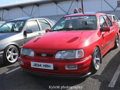 1990 - Ford Sierra ---