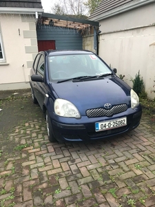 2004 - Toyota Yaris Manual