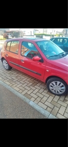 2006 - Renault Clio Manual