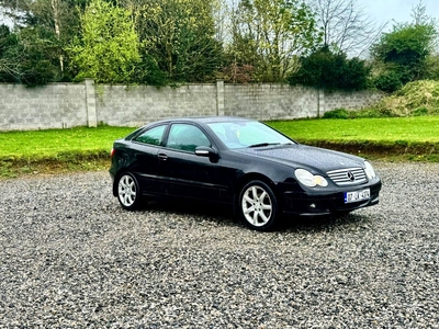 2007 - Mercedes-Benz C-Class Manual