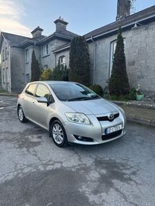 2007 - Toyota Auris Manual