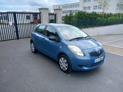 2007 - Toyota Yaris Manual