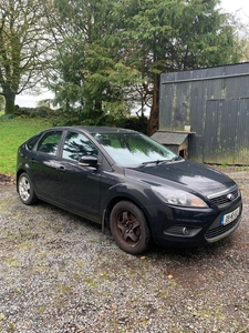 2009 - Ford Focus ---