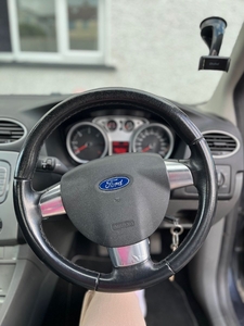 2009 - Ford Focus Manual