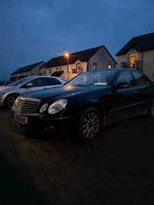 2009 - Mercedes-Benz E-Class Automatic