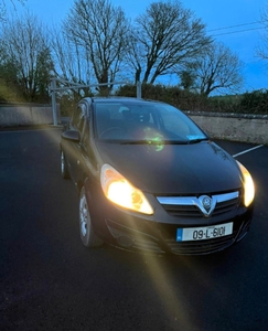 2009 - Vauxhall Corsa ---