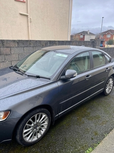 2009 - Volvo S40 ---