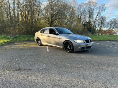 2010 - BMW 3-Series Manual