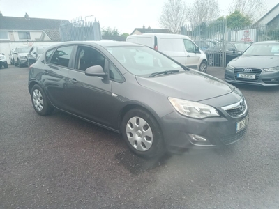 2010 - Opel Astra Manual