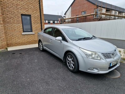 2010 - Toyota Avensis Manual